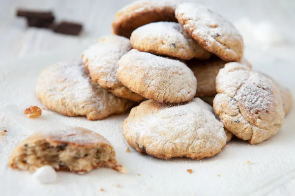 Biscuits au fromage cottage avec sucre en poudre — Photo