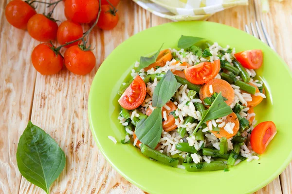 Long grain rice with steamed vegetables — Stock Photo, Image