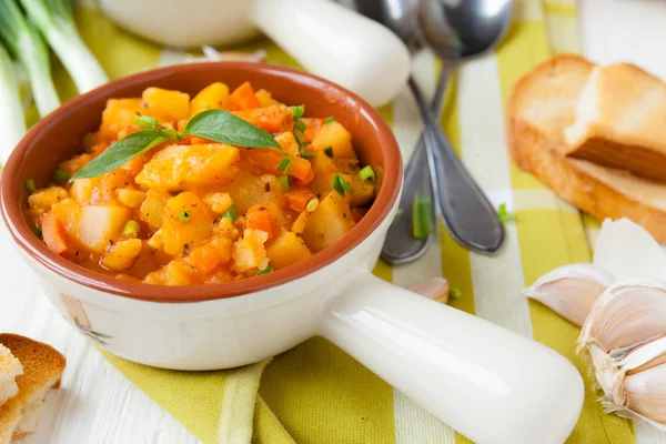Sopa de patata cocida con zanahorias — Foto de Stock