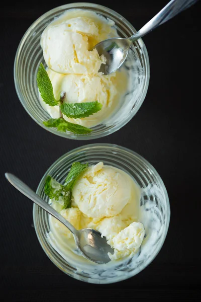 Two of vanilla ice cream, top view — Stock Photo, Image