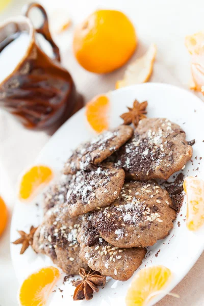 Zázvor čokoládové cookies s ořechy — ストック写真
