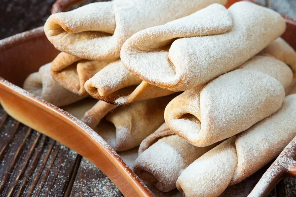 Delicious buns in a baking dish — Stock Photo, Image