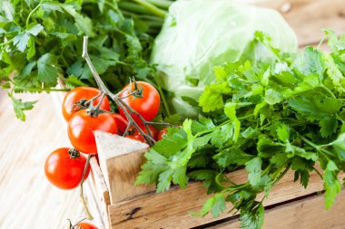 mezarda hasat sebzeler