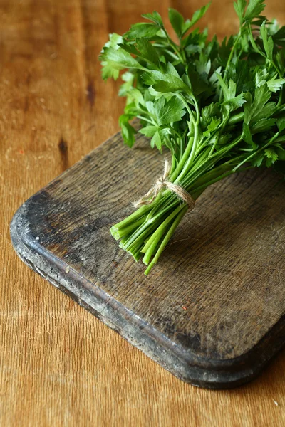 Bunch of fresh green parsley — Stock Photo, Image