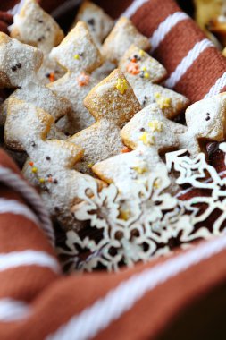 향기로운 생강 쿠키 상자