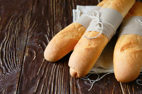 Baguettes crujientes y sabrosos —  Fotos de Stock