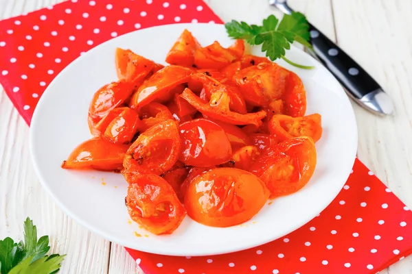 Slices of roasted cherry tomatoes — Stock Photo, Image