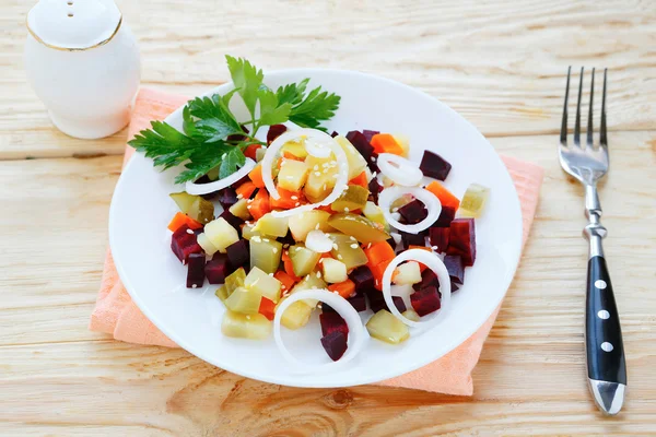 Vegetable salad with pickled cucumber — Stock Photo, Image