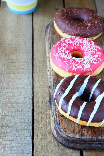 Round donuts with icing — Stock Photo, Image
