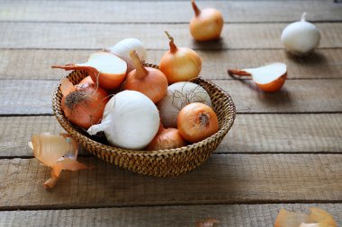 onions in a wicker basket clipart