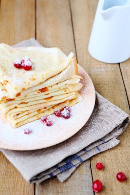 güzel kokulu kahvaltı krep krema ile