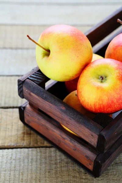 Fragrant fresh apples — Stock Photo, Image