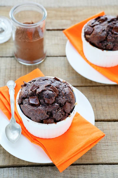 Zelfgemaakte chocolade muffins — Stockfoto