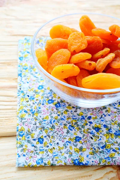 Dried apricots in a bowl — Stock Photo, Image