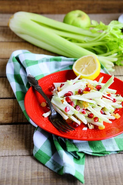 Crispy salad with celery and green apple — Stock Photo, Image