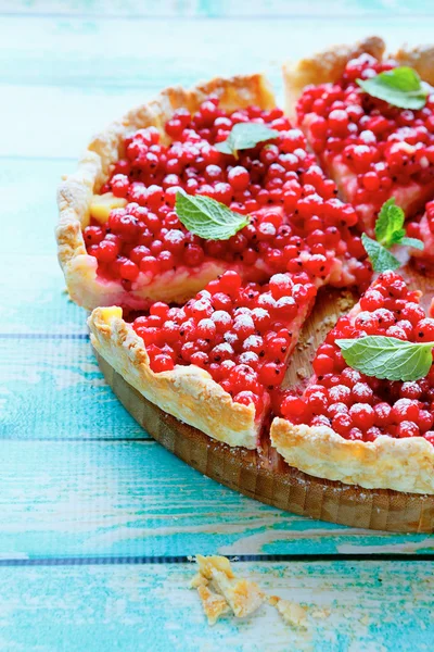 Tart śmietany i jagody — Zdjęcie stockowe