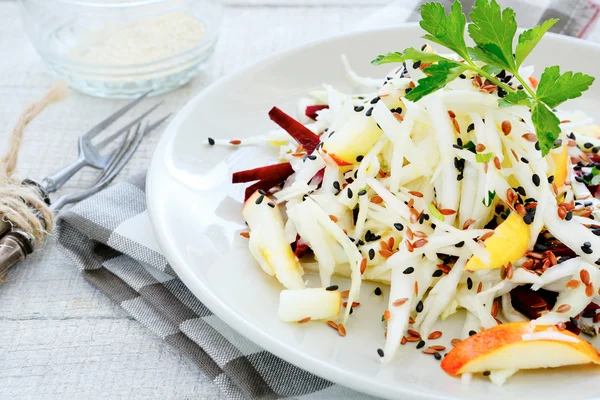 Apple cabbage salad with beetroot — Stock Photo, Image
