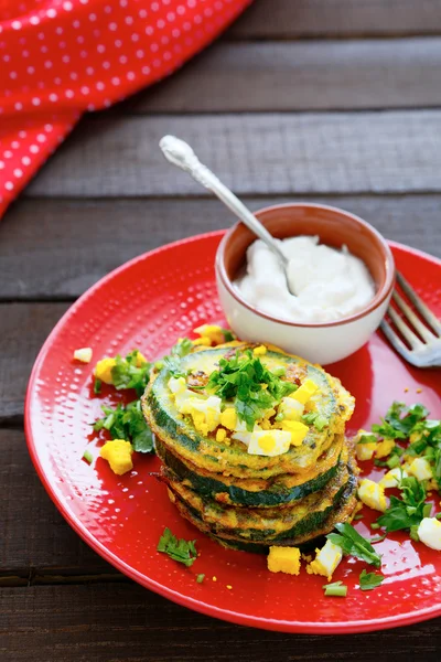 Fried zucchini — Stock Photo, Image