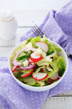 Bahar turp salatası