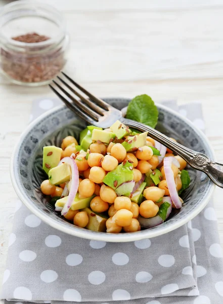Chickpea salad with onion — Stock Photo, Image