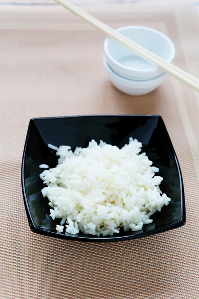 Белый вареный рис — стоковое фото
