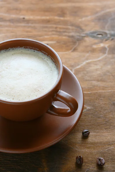 Färsk cappuccino i cupen — Stockfoto