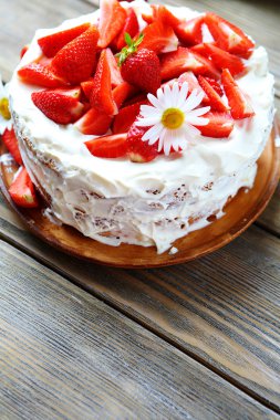 Festival Çilekli pasta