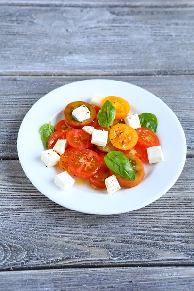 Cherry tomato salad with feta — Stock Photo, Image