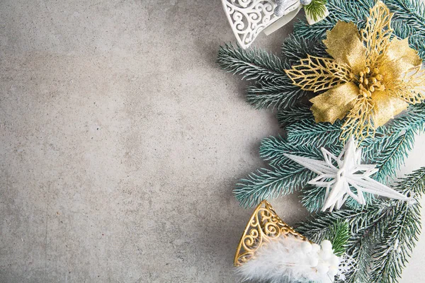 コピースペースの装飾とクリスマス休暇のコンセプトの背景 — ストック写真