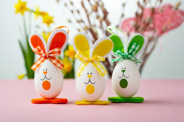 Three Easter Bunny Pink Surface Spring Flowers — Stock Photo, Image
