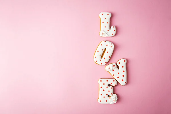 甘いクッキーFletter愛の休日のコンセプトバレンタインデーのトップビューフラットレイ — ストック写真