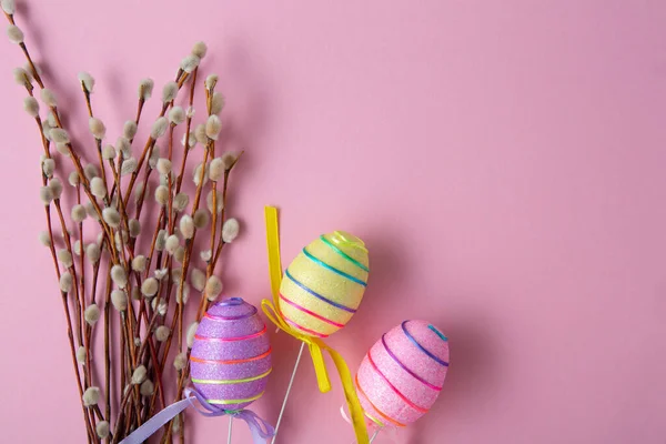 Pussy Willow Branches Eggs Pacific Pink Surface Spring Concept Copy — Stock Photo, Image