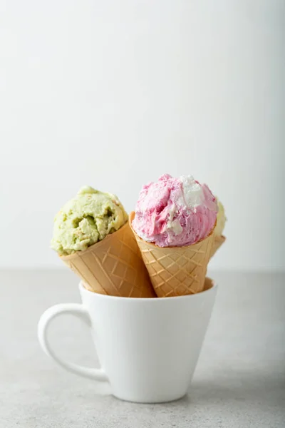 Close Two Scoops Gelato Cup — Stock Photo, Image