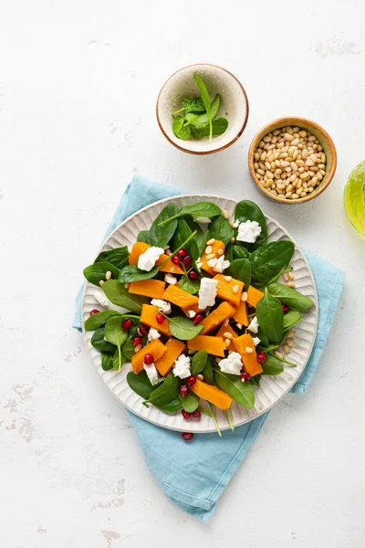 Roasted Pumpkin Salad Fruits Greens Healthy Eating Spnach Top View — Foto Stock