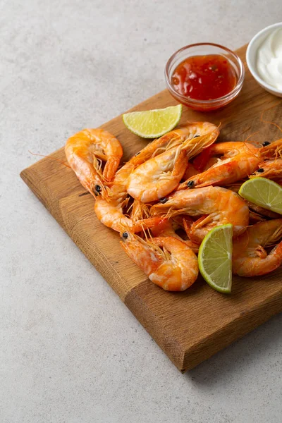 Seafood Shrimps Wooden Boards Lime Sauces Dip Snack Food — Stock Photo, Image