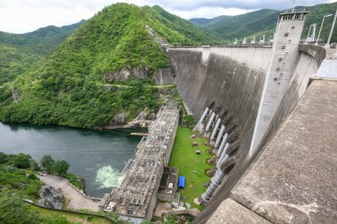 Tayland'da Barajı
