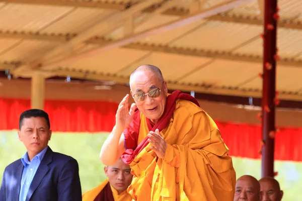 Leh, india-augustus 5, 2012 - Zijne Heiligheid de veertiende dalai lama — Stockfoto