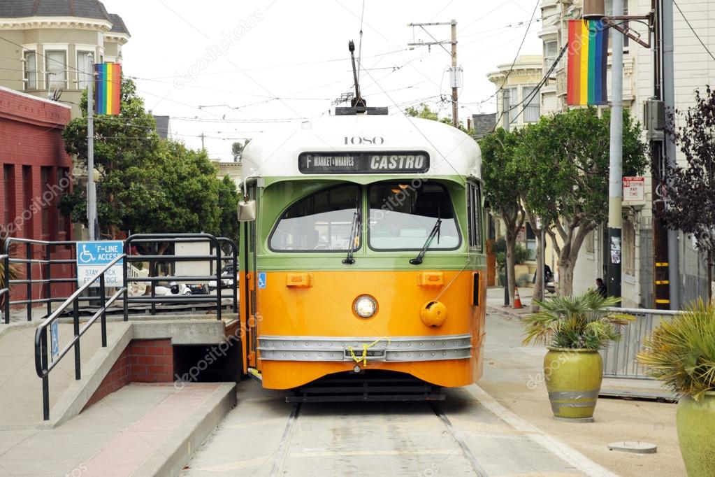 vintage cable car in San Francisco