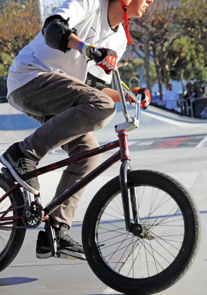 BMX jump — Stockfoto