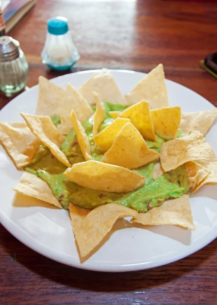 Mexikanische Guacamole mit Tacos — Stockfoto