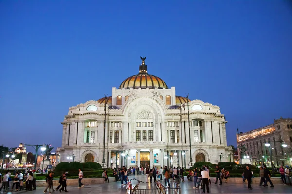 Cit Palacio de Bellas Artes, Мексика — стокове фото