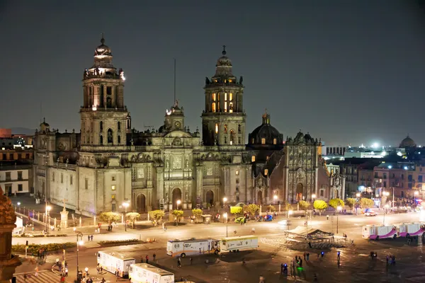 Zocao bei Nacht, mexikanische Stadt — Stockfoto