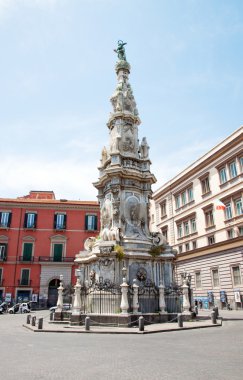 Madonna Immacolata Dikilitaş, Napoli, İtalya