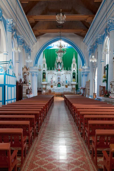 Santa lucia kyrka i san cristobal de las casas, chiapas, Mexiko — Stockfoto