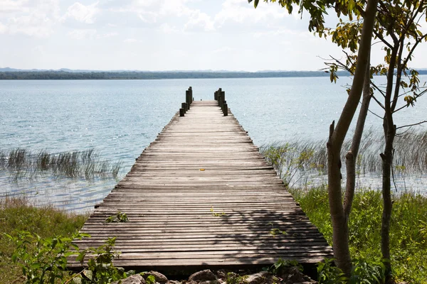 Peten lake, Flores, Guatemala — Stock Photo, Image