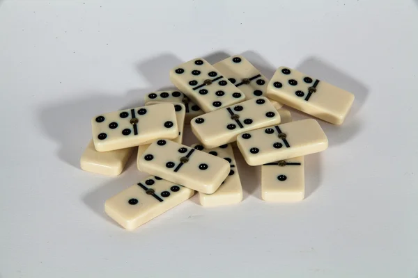 Domino beyaz