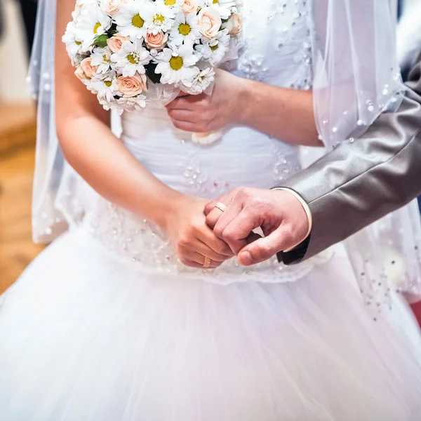 Sanfte Berührung der Hände — Stockfoto