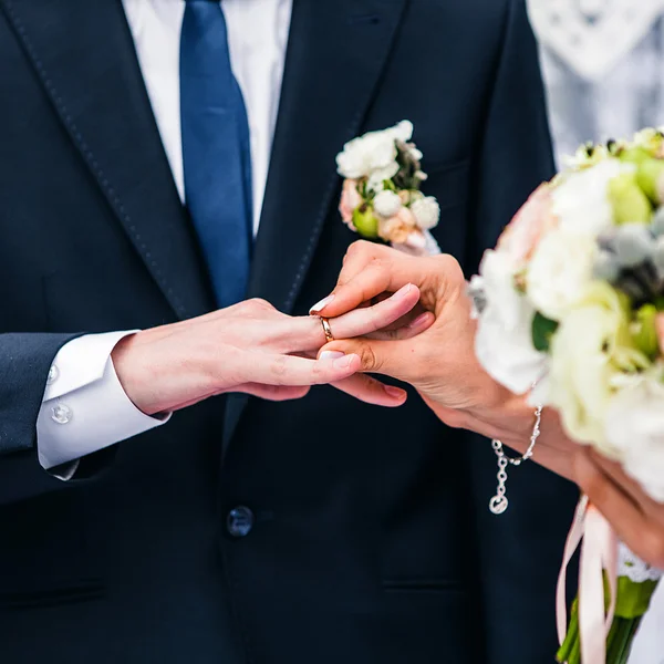 Ring wedding dress — Stock Photo, Image