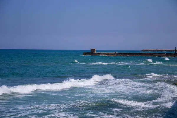 Olas en Tel Aviv betch — Foto de Stock