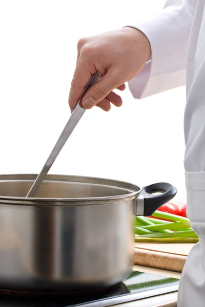 Chef preparando refeição — Fotografia de Stock